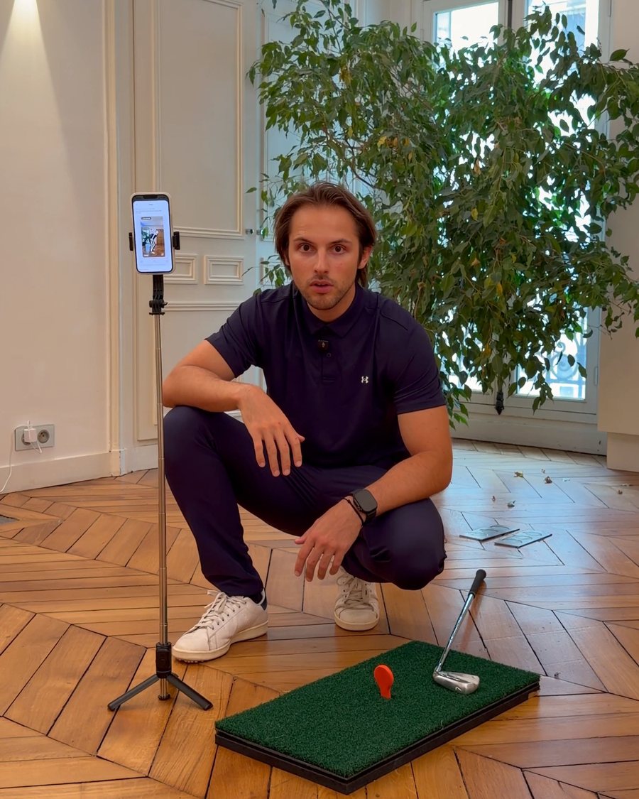 Valentin, founder of Goose Golf, next to the Goose Golf Training Setup